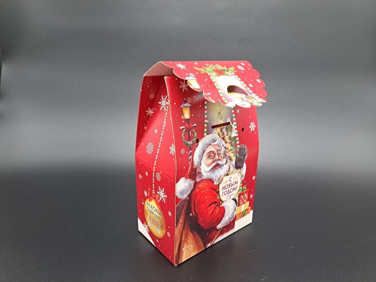 Новогодняя коробка