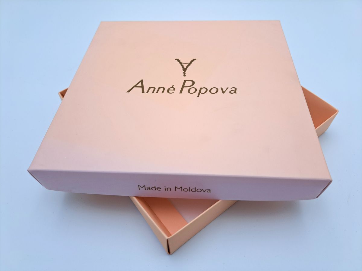 Gift packaging