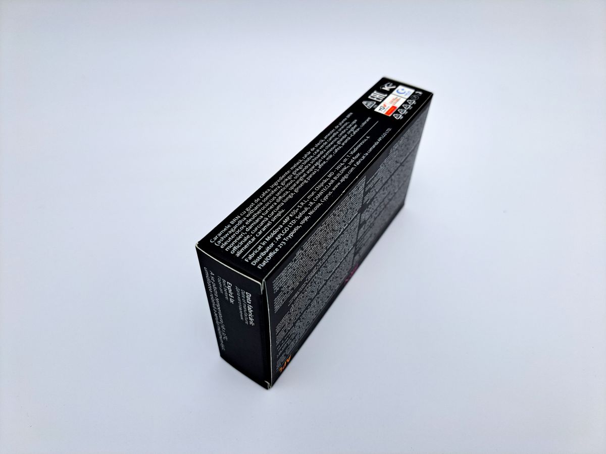 Cardboard packaging for medicines